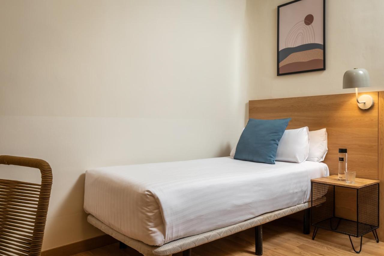 Bypillow Erba Girona Dış mekan fotoğraf