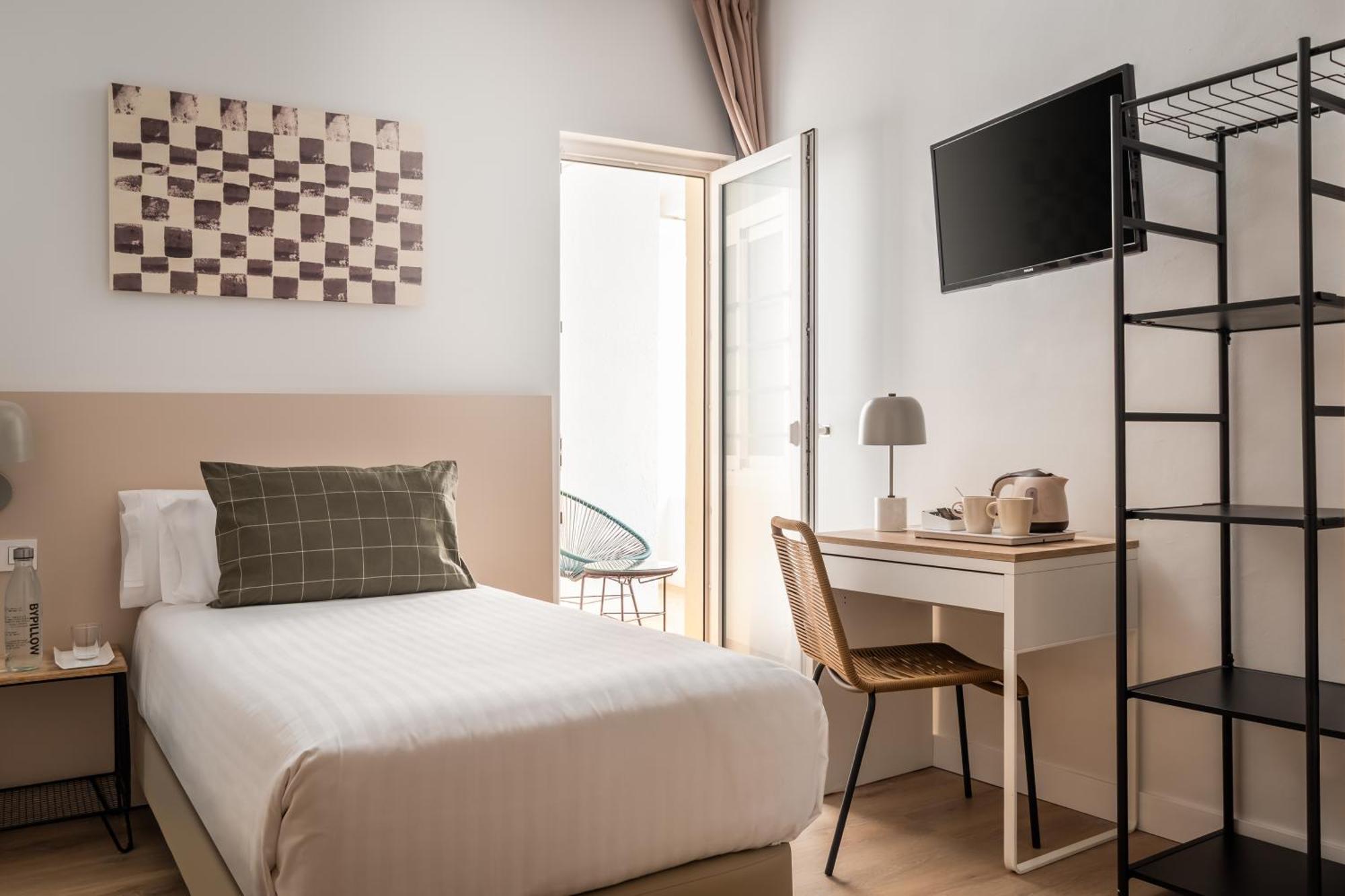 Bypillow Erba Girona Dış mekan fotoğraf