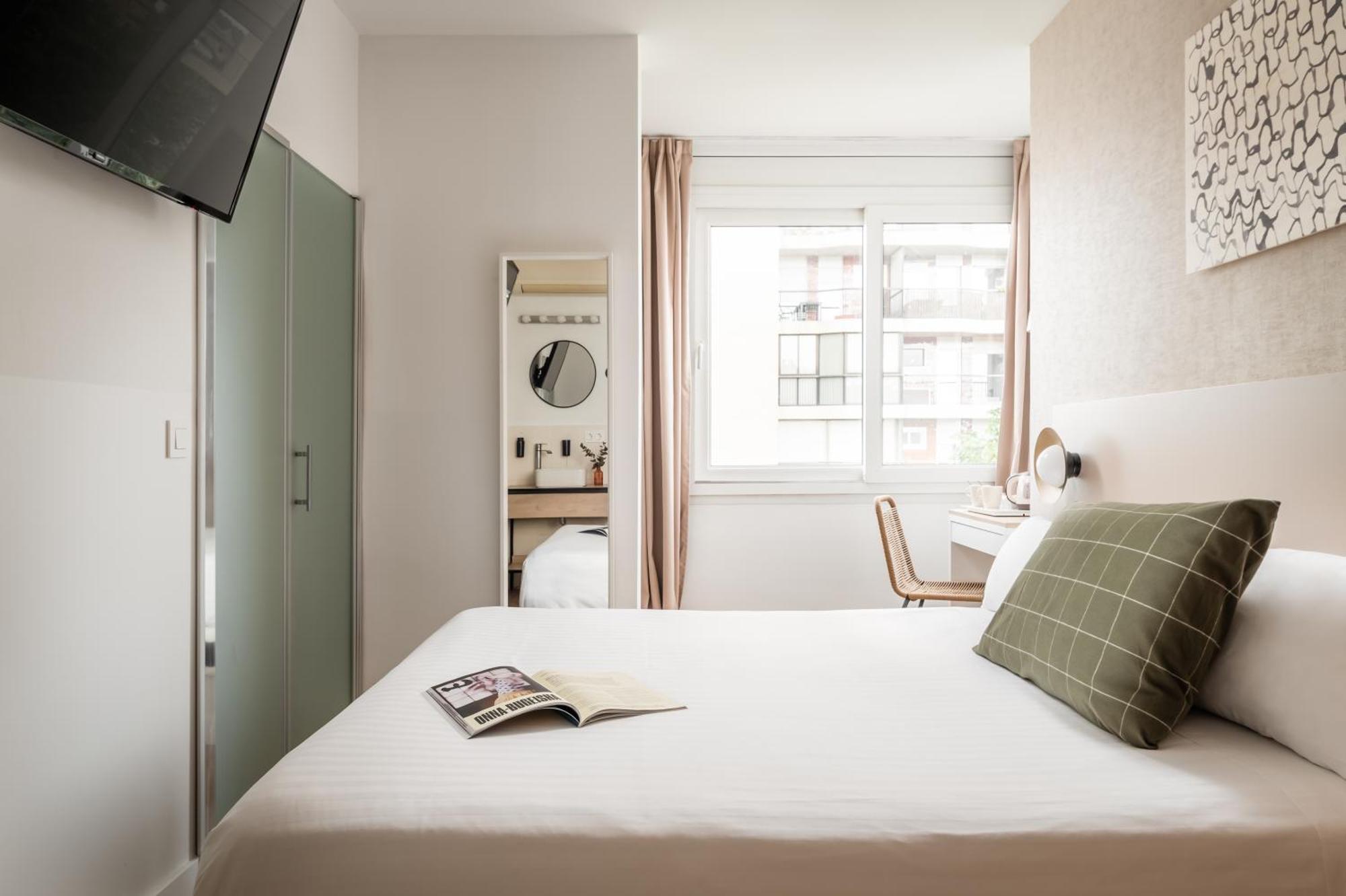 Bypillow Erba Girona Dış mekan fotoğraf