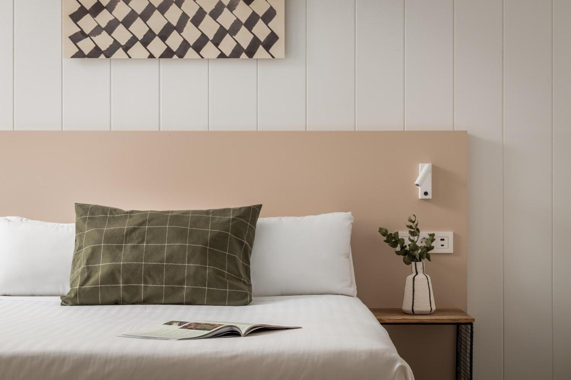 Bypillow Erba Girona Dış mekan fotoğraf