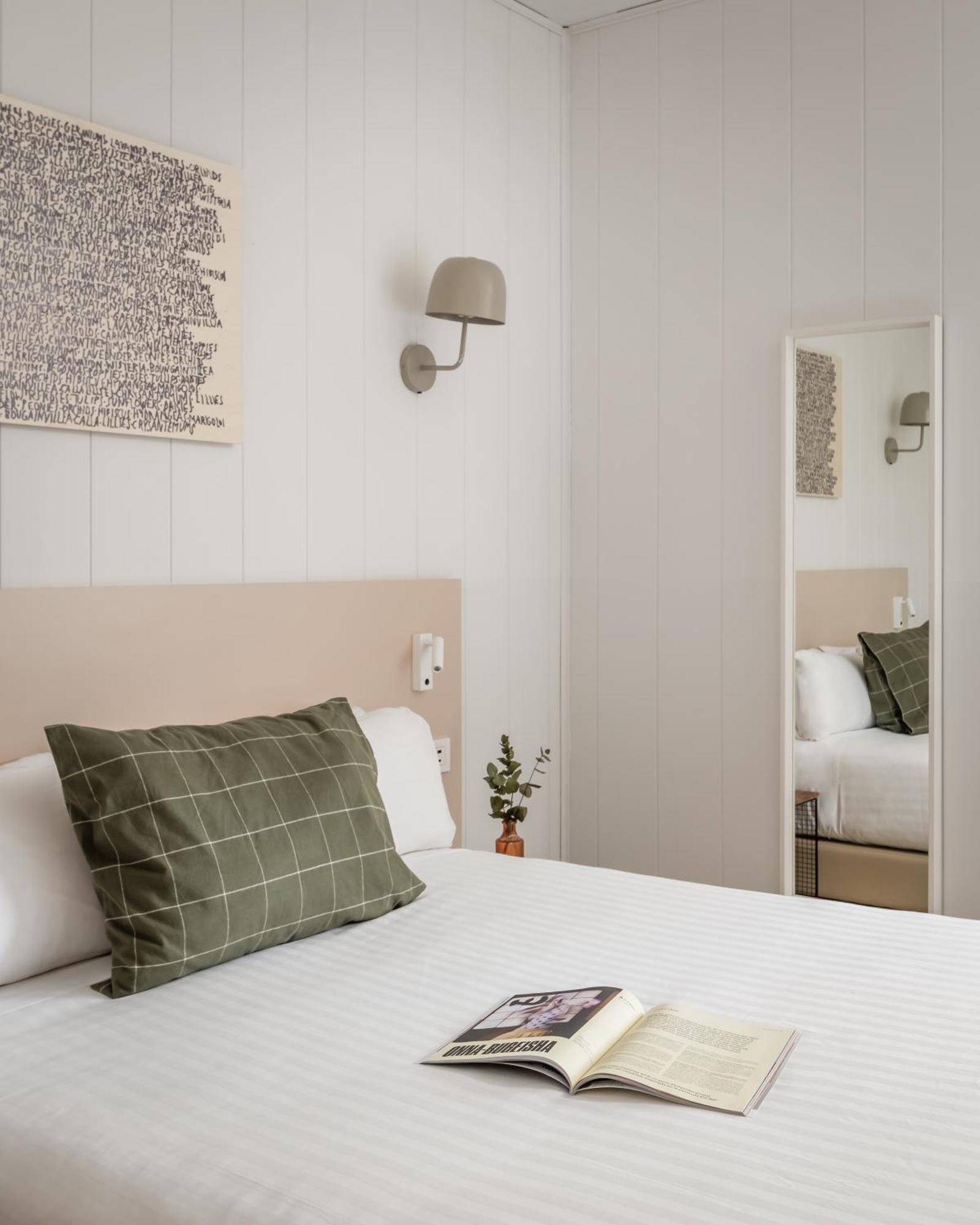 Bypillow Erba Girona Dış mekan fotoğraf