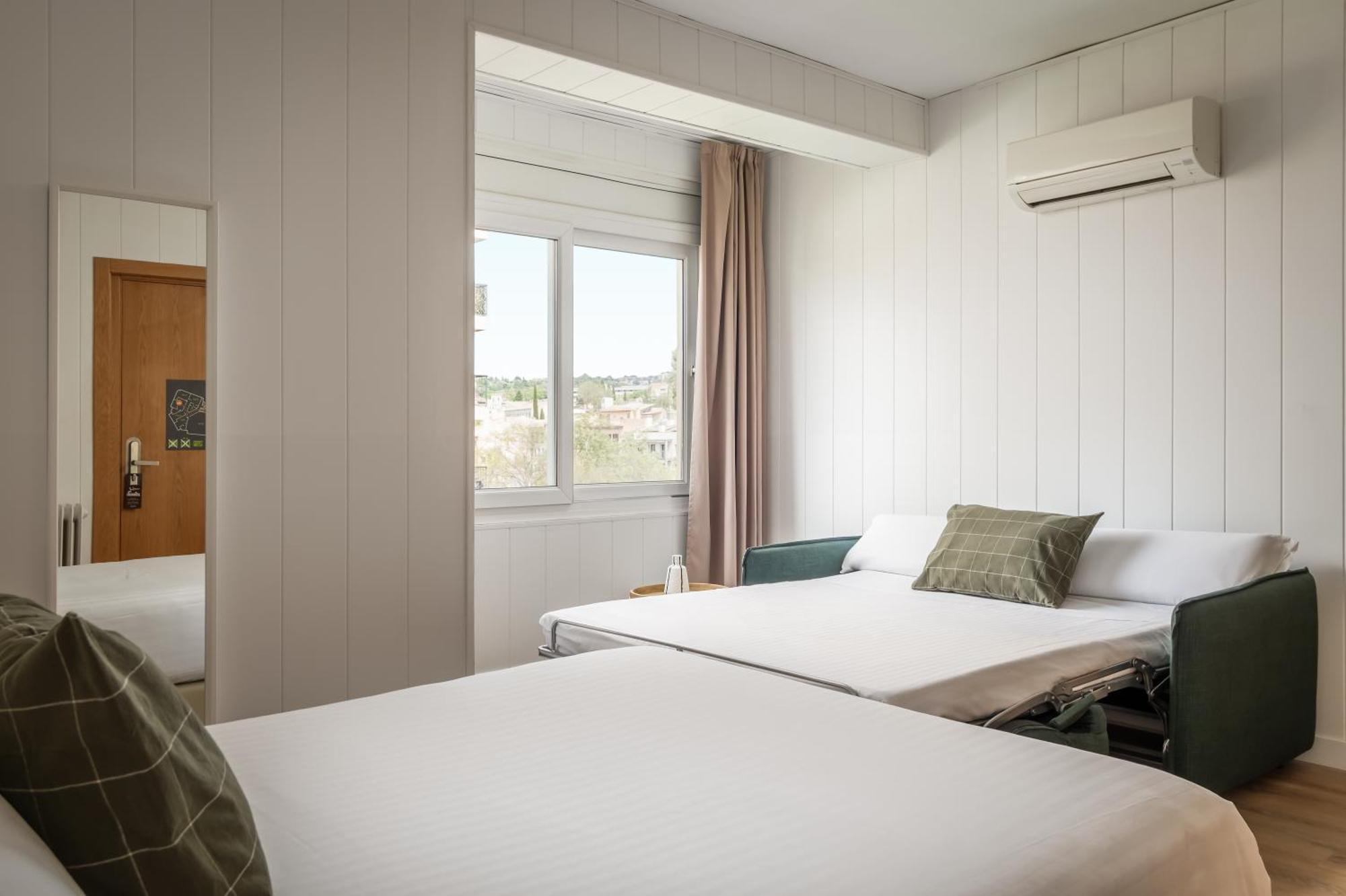 Bypillow Erba Girona Dış mekan fotoğraf